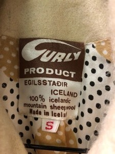 lot 379 image: Excellent Icelandic Mountain Sheeps Wool Ladies Sweater Coat - Size Small