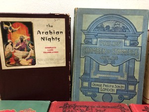 lot 388 image: Very Nice Lot of Vintage & Antique Books