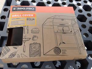 lot 39 image: New Grill Cover