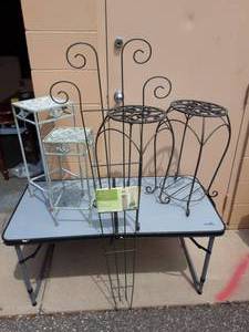 lot 48 image: 4-Metal Plant Stands & A Trellis