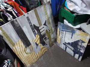 lot 53 image: 2-Piece Stretched Canvas Music Art 48x48, 30x30
