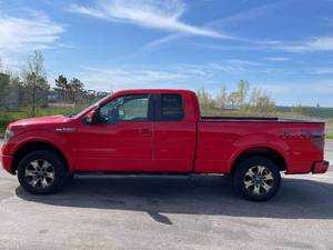 2011 Ford F-150 FX2 - 2 OWNERS - 4X2