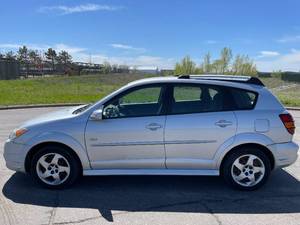 2008 Pontiac Vibe - 1 OWNER
