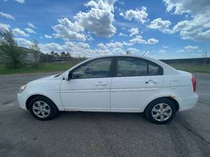 2010 Hyundai Accent GLS
