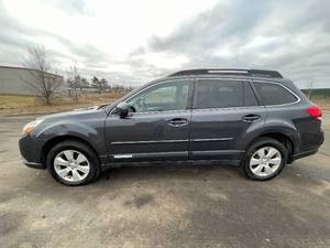 2012 Subaru Outback 2.5I Premium - AWD