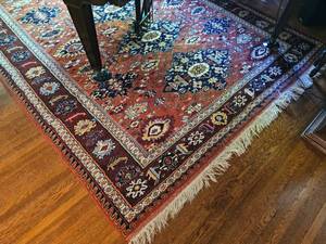lot 4 image: Vintage Wool Kazak Persian Area Rug 107x86