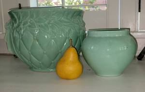 lot 103 image: Vintage McCoy Aqua Glaze Quilted Pattern Planter plus
