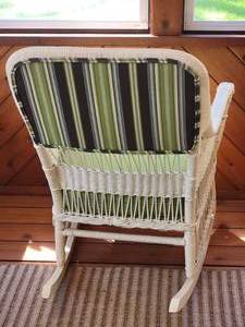 lot 35 image: Delightful White Wicker Rocking Chair