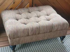 lot 129 image: Fantastic Tufted Plush Upholstered Ottoman