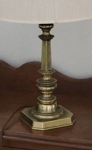 lot 69 image: Classic Brass Candlestick Lamp