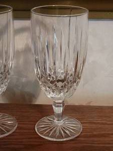 lot 149 image: Elegant Cut Glass Water Glass Set (10)