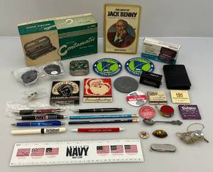 lot 33 image: Misc. Vintage Items Including Buttons & More