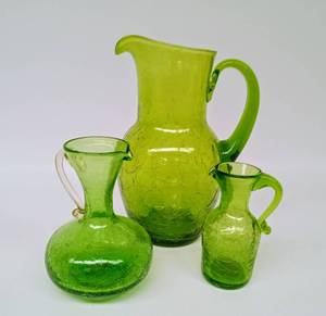 lot 139 image: Trio of Green Crackle Glass Pitchers