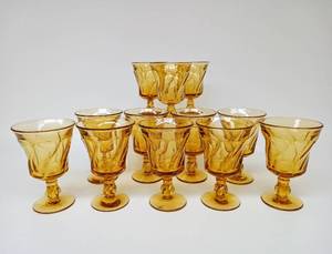 lot 152 image: Vintage Set of FOSTORIA Jamestown Glasses