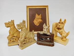 lot 147 image: Vintage Scottie Dog Art & Bookends