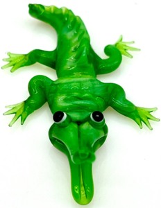 lot 41 image: Murano Style Blown Glass Alligator Figurines