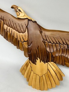 lot 73 image: Majestic Wooden Hand Carved Artisan Signed Eagle by C & M VERHOEVEN CARVERS EDGE