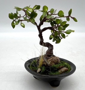 lot 88 image: Vintage Dollhouse Miniature - DUDENS ART FARM - Artisan Bonsai