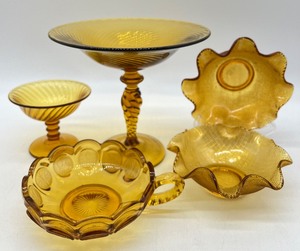 lot 113 image: Amazing Vintage Amber Glass Assortment including Fostoria