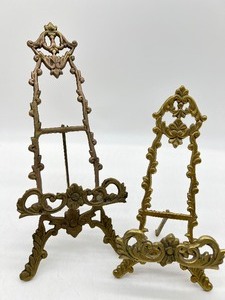 lot 214 image: Vintage Brass Easels - QTY 2