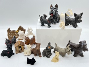 lot 217 image: Vintage Variety of Scottie Dogs of all Types
