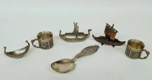 lot 184 image: Collection of Vintage Metal Miniatures with Mugs and Spoon