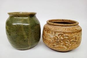 lot 193 image: Pair of Vintage Earth-Tone Pottery Bowls  Vases