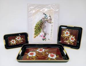 lot 199 image: Vintage Wheatstraw Artwork with Plastic TOYO Serving Trays