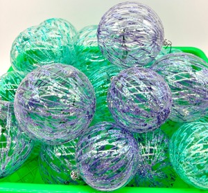 lot 300 image: Bin of Vintage Italian Glass Blown Ornaments