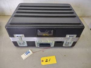 lot 21 image: Platt Travel Case, 21.5x15.5x8.5, W...