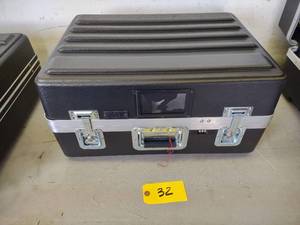 lot 32 image: Platt Travel Case, 23.75x17.5x10.5,...