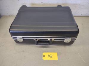 lot 42 image: SKB 9P2014-01BE Travel Case, 20X14....