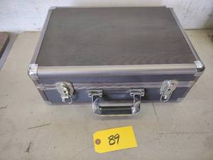 lot 89 image: Travel Case, 17.25x12x5.5, Water Ti...