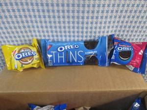 lot 86 image: (B-1) 56 Count Variety Pack Oreo Cookies Past Date