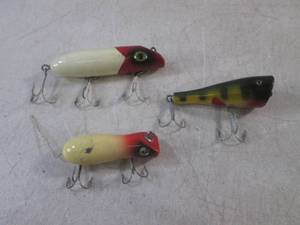 lot 92 image: (FS) 3 Vintage Fishing Lures