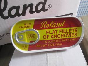 lot 150 image: (BR3) Case of 100 Cans Flat Fillets of Anchovies 4 Inner Boxes of 25 Cans - Past Date