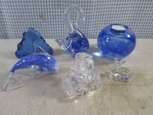 lot 165 image: (CS) Solid Glass Decor Figures, Candle Holder and Precious Moments Car