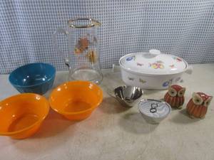 lot 172 image: (BSB) Assorted Kitchen - Casserole Dish, Glass Pitcher, Owl Salt & Pepper Shakers Etc