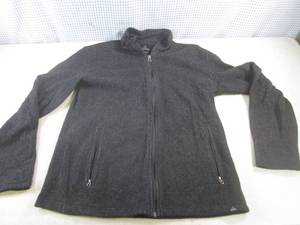 lot 190 image: (F-0) Prana Size Large...