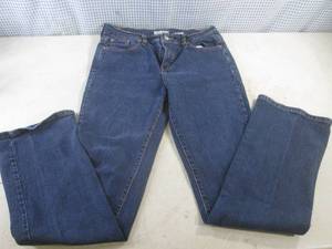 lot 199 image: (CSB) Levis Boot Cut 515 Jeans Size 12 L