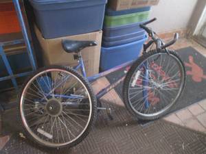 lot 224 image: (BR1) Huffy Tundra 26 18-Speed Bike - Needs Assembly and Work But Looks Complete