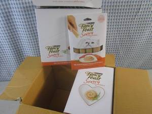 lot 245 image: (BR3) Case of Cat Treats 30 - 4-Pack  2 Inner Boxes with 15 4-Packs Fancy Feast Puree Salmon & Tuna Past Date
