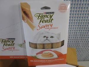 lot 246 image: (BR3) Case of Cat Treats 30 - 4-Pack  2 Inner Boxes with 15 4-Packs Fancy Feast Puree Salmon & Tuna Past Date