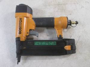 lot 259 image: (CS) Bostitch 18 GA Brad Nailer