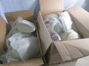 lot 280 image: (A-4) 2 Boxes of Glass In Bubble Wrap Kitchen Etc Some Vintage