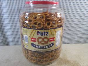 lot 288 image: (C-1) Large Container of Bite Size Pretzels 60oz (3 lb 12 oz) Best by May 2024