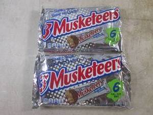 lot 334 image: (B-3) 12 - 3 Musketeers Candy Bars - 2 Packages of 6 Full Size Bars Best by March 2024