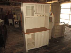 lot 374 image: (GRG) Cream Color Hutch  Coffee Bar 72 12 H x 43 W x 16 D