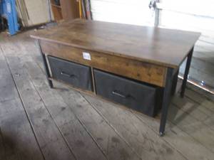 lot 376 image: (GRG) Lift Top Coffee Table with Hidden Storage and 2 Pull Out Bins 41 14 x 19 12 x 19 H
