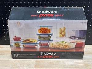 18 Piece Snapware Glass Pyrex Set